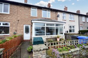 Front external- click for photo gallery